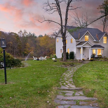 Cortland By Avantstay Charming Heritage Estate W Private Lake Pool ソーガティズ エクステリア 写真