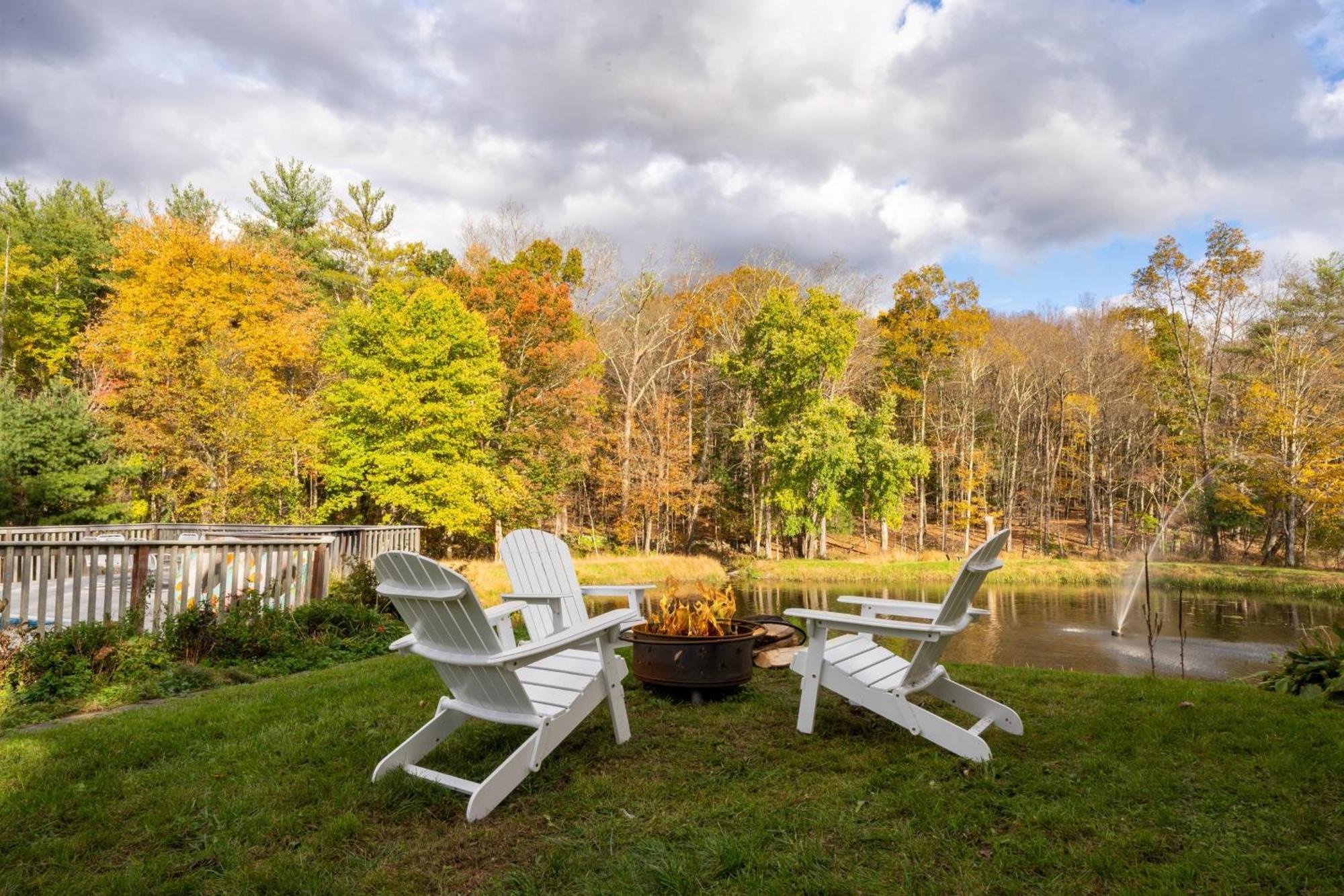 Cortland By Avantstay Charming Heritage Estate W Private Lake Pool ソーガティズ エクステリア 写真