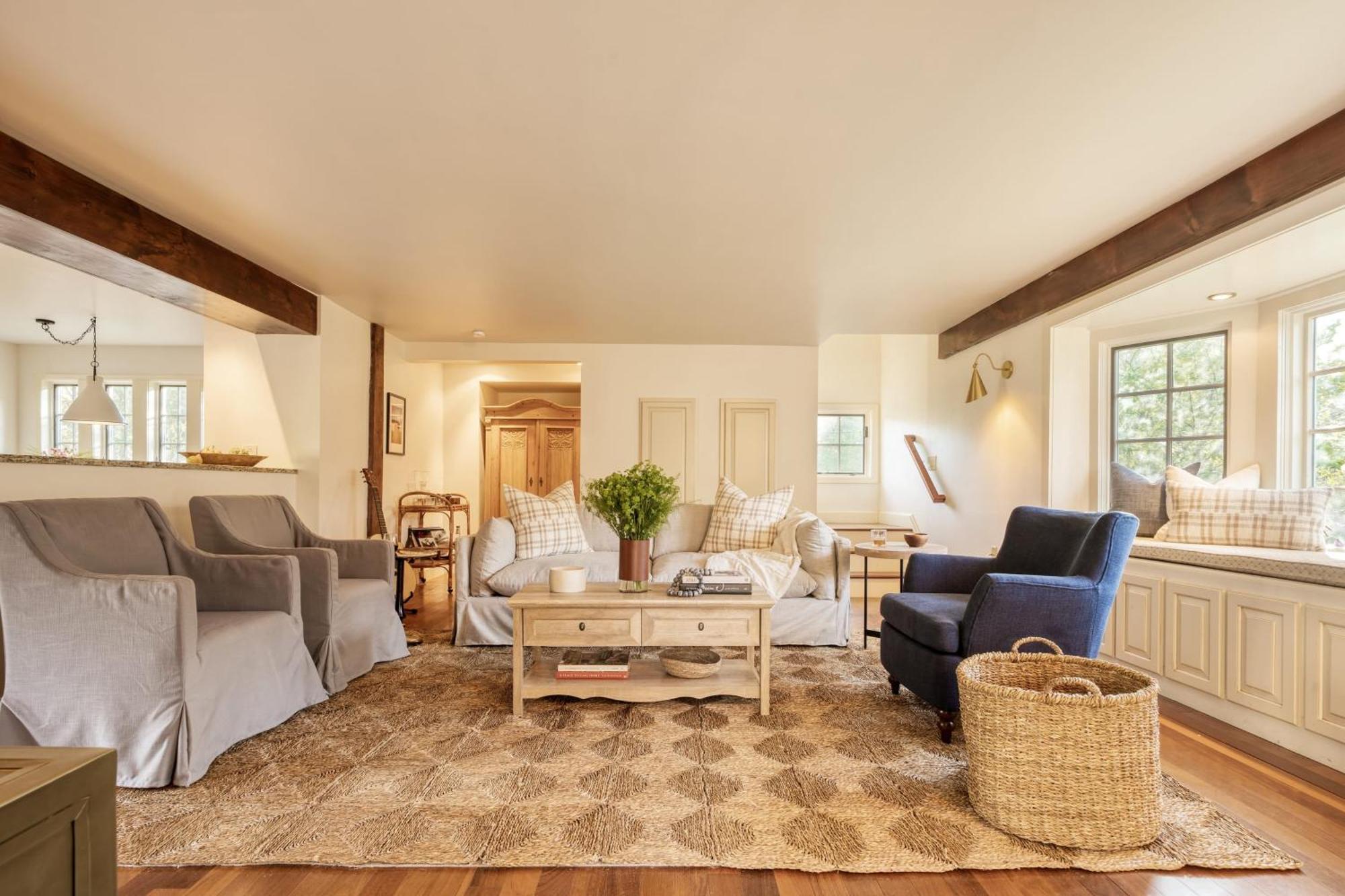 Cortland By Avantstay Charming Heritage Estate W Private Lake Pool ソーガティズ エクステリア 写真